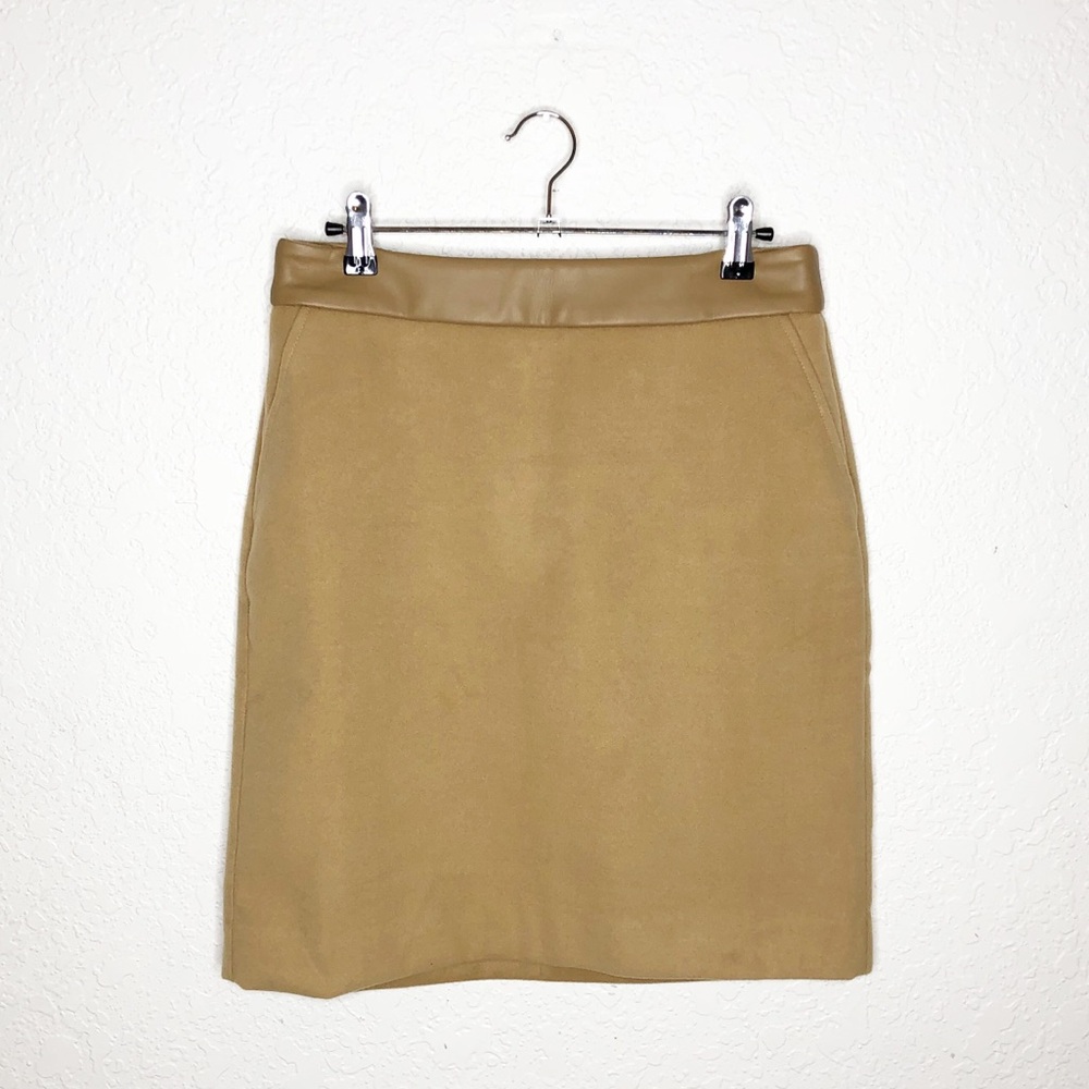 Cabi Heritage camel tan faux leather waist skirt size 4 #8008 - Picture 2 of 16
